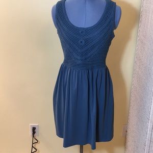 Super cute blue dress!